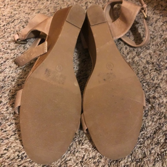 Used Charlotte Russe Tan Wedge Heels Size 10 - Picture 3 of 5